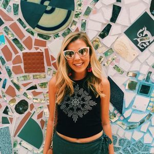 Meet your Posher, Ashley